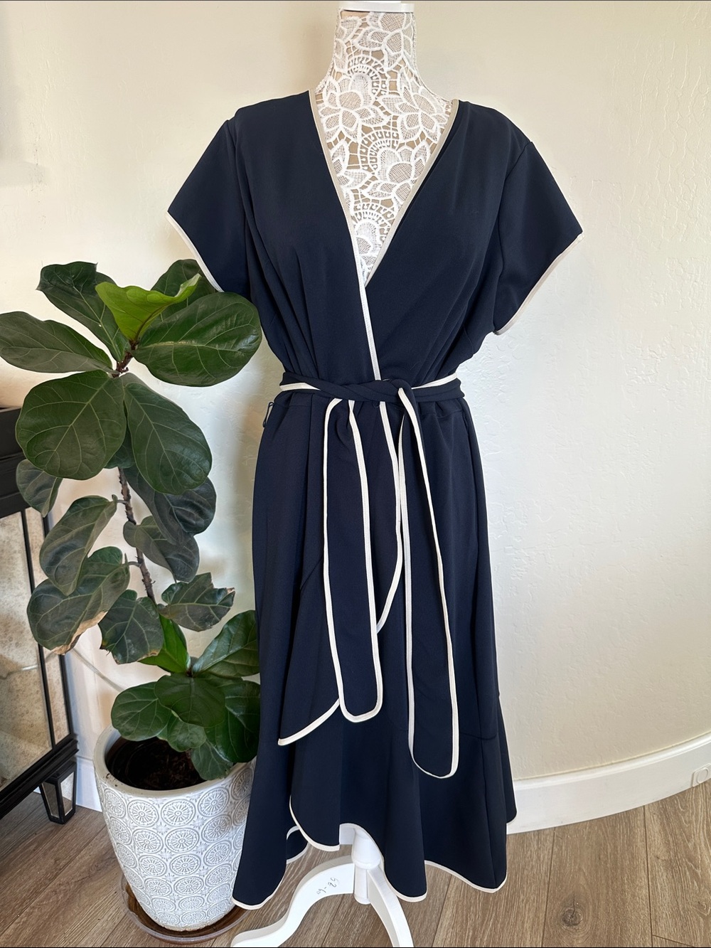 Maggy London wrap dress 18W